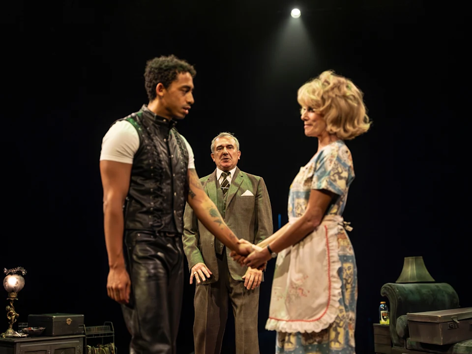 Entertaining Mr Sloane: What to expect - 1