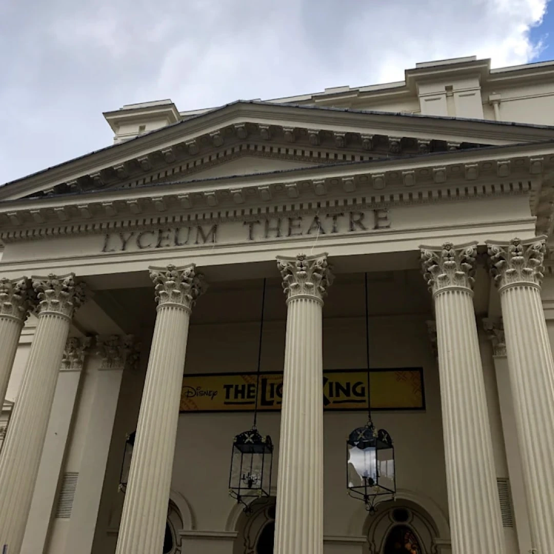 FEATURED THEATRE