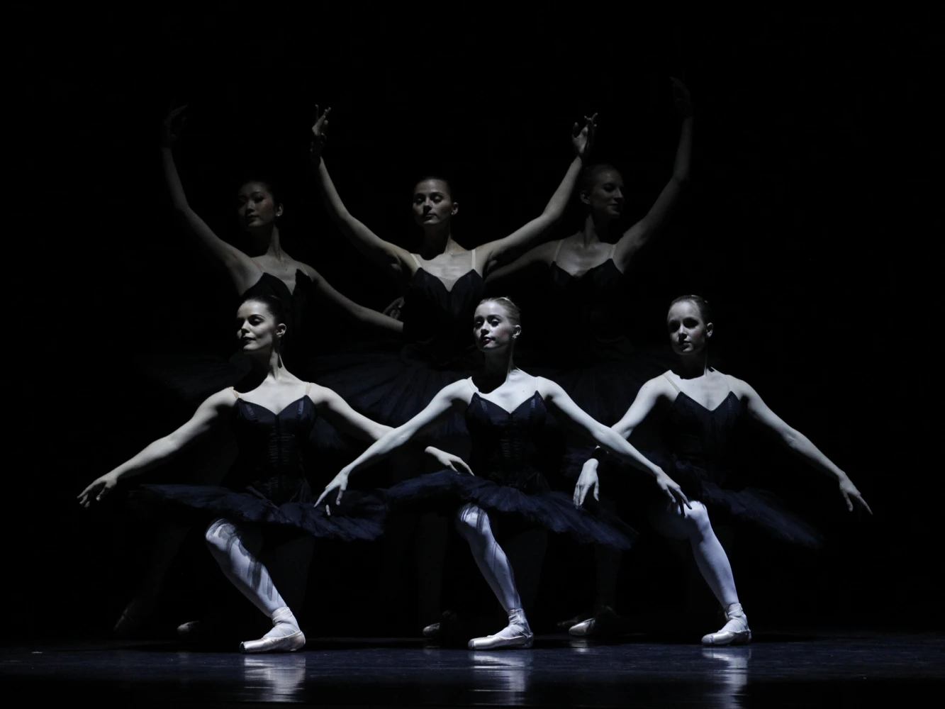 The Australian Ballet presents Études/Circle Electric: What to expect - 8