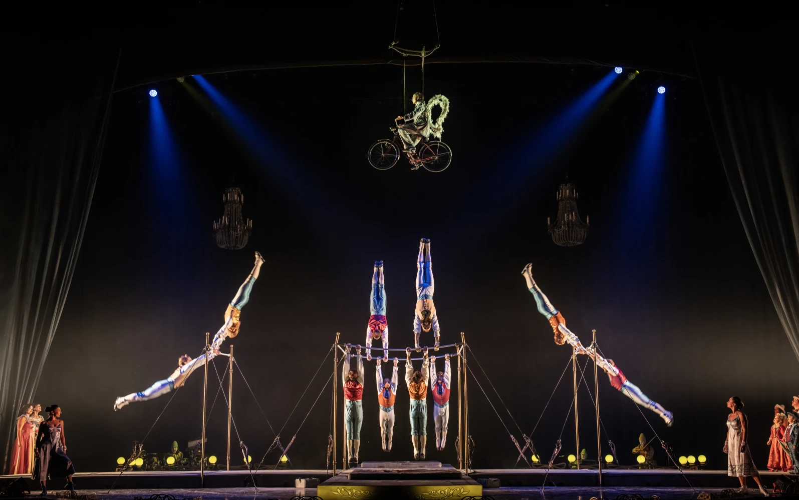 Cirque du Soleil - Corteo : What to expect - 1