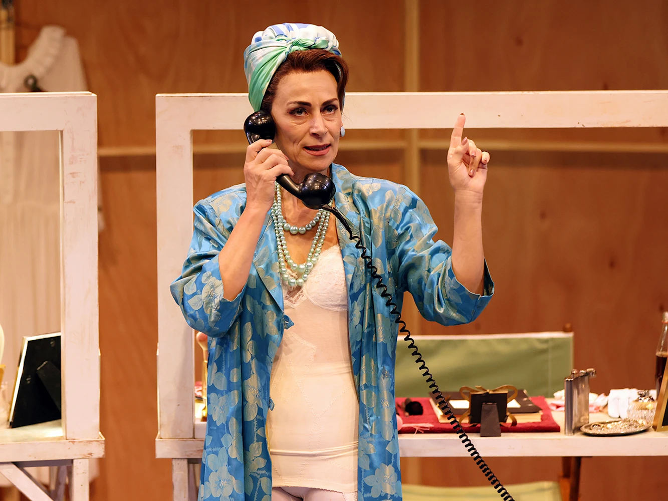 BETTE & JOAN : What to expect - 7