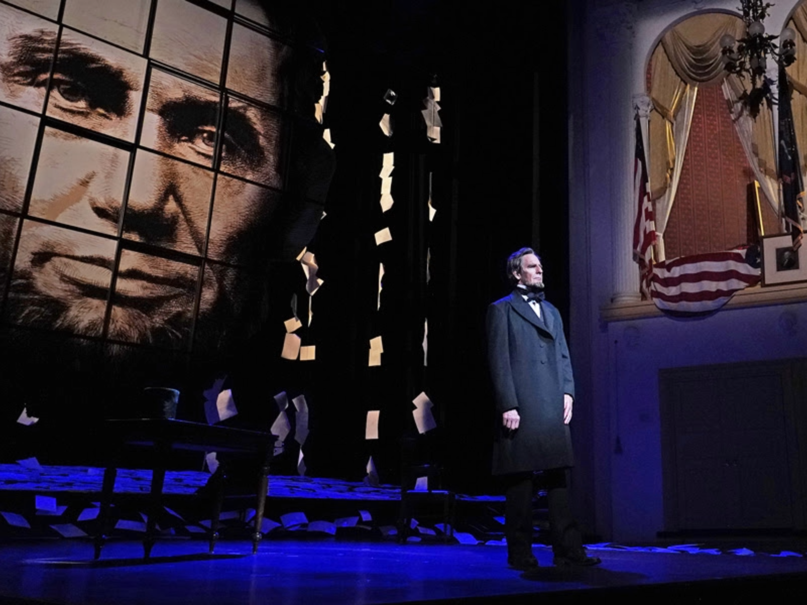 Mister Lincoln: What to expect - 4