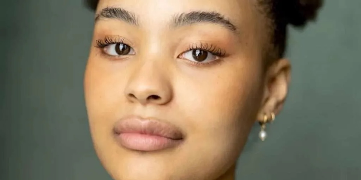 Chumisa Dornford-May - LT - 1200