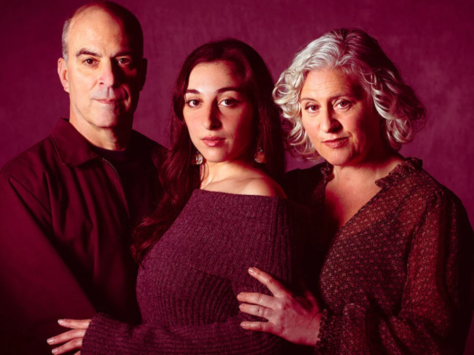 Production shot of The Tutor in San Francisco, with Debórah Eliezer as Azar, Maya Nazzal as Baran and Lawrence Radecker as Kayvon.