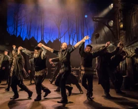 Fiddler on the Roof: What to expect - 5