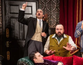 The Play That Goes Wrong: What to expect - 2