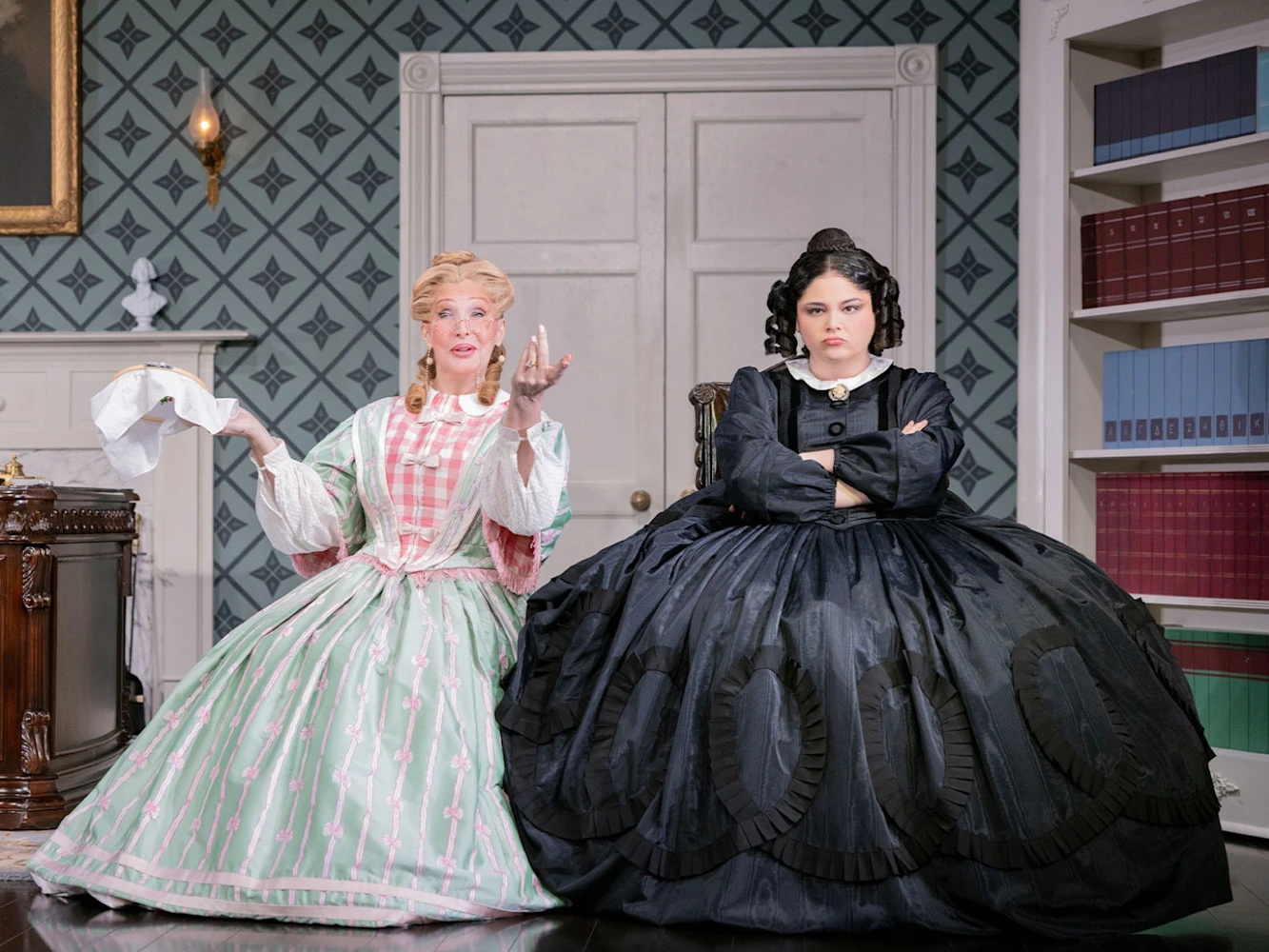 Oh, Mary!: What to expect - 7