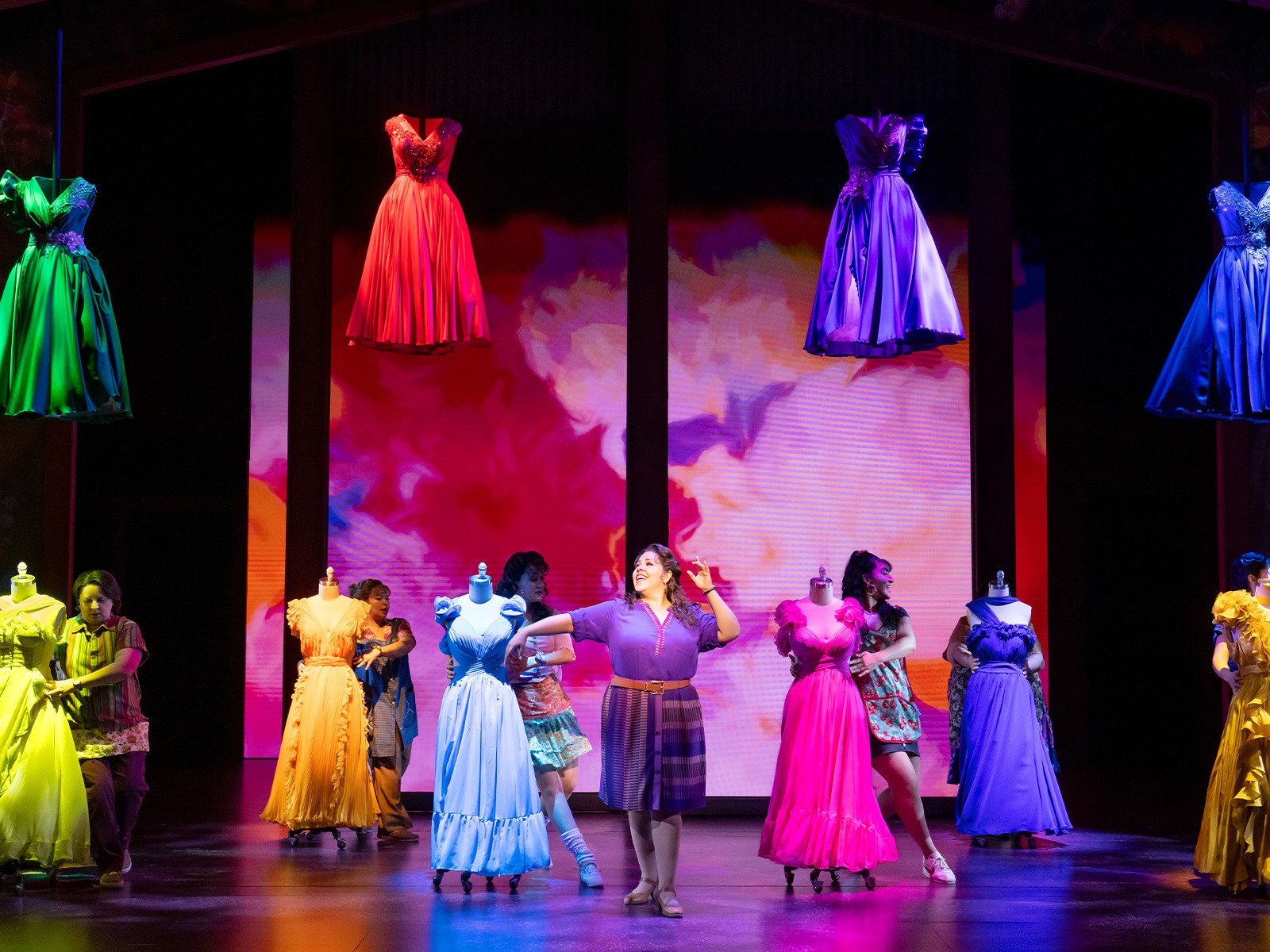 Real Women Have Curves: What to expect - 3