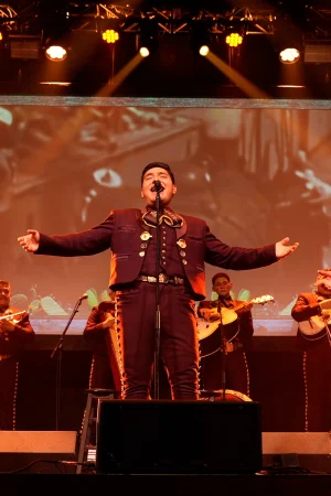 Mariachi Herencia de México – Herederos