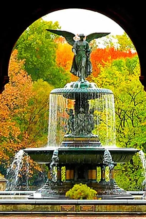 Central Park Experience: A Scenic & Historical Walking Tour tickets
