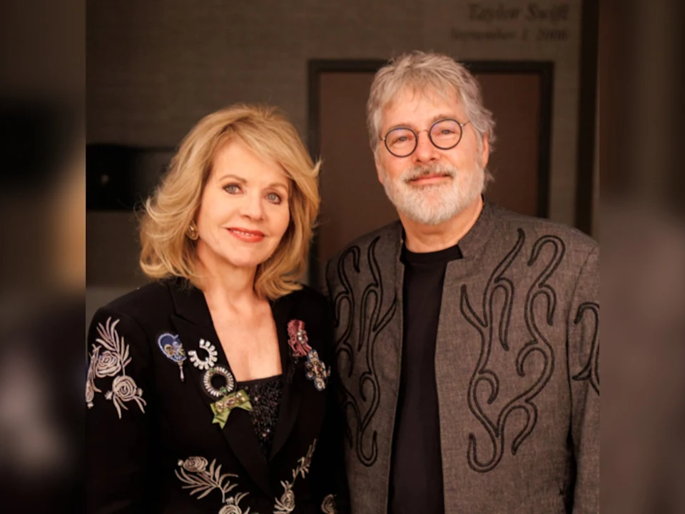 Renée Fleming with Béla Fleck: The Fiddle and the Drum: What to expect - 1