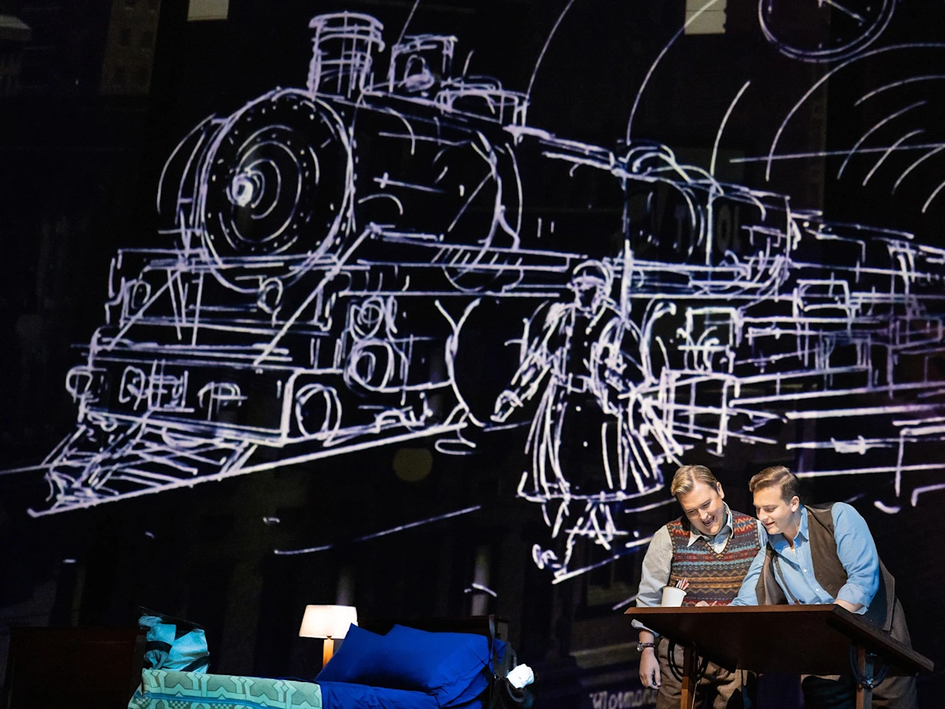 The Amazing Adventures of Kavalier & Clay: What to expect - 4