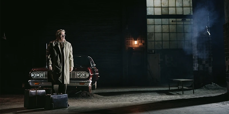 1 Tony Award win for Willy Loman