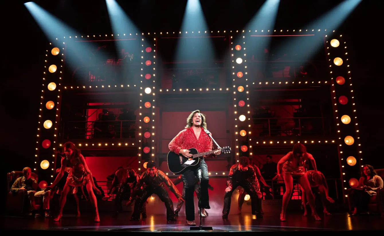 A Beautiful Noise: The Neil Diamond Musical on Broadway