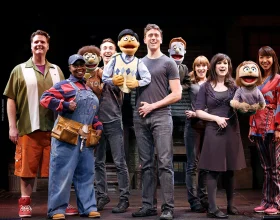 Avenue Q: What to expect - 2