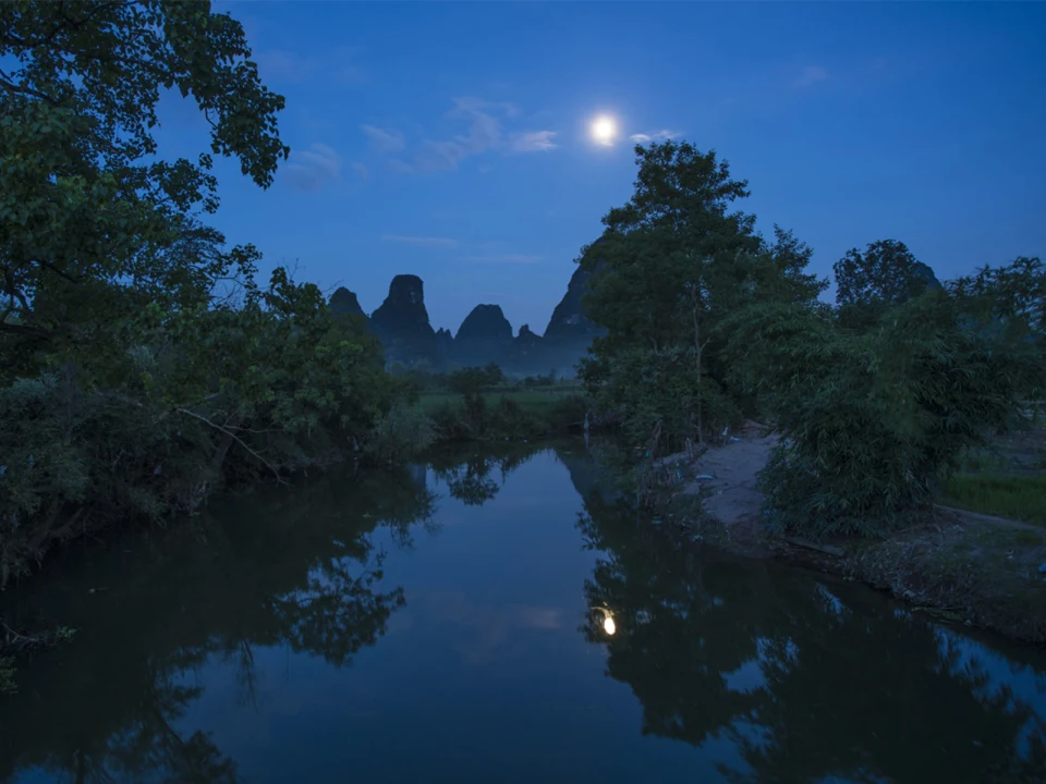 RiverRun Festival: Huang Ruo: A Moonlit Night on the Spring River: What to expect - 1