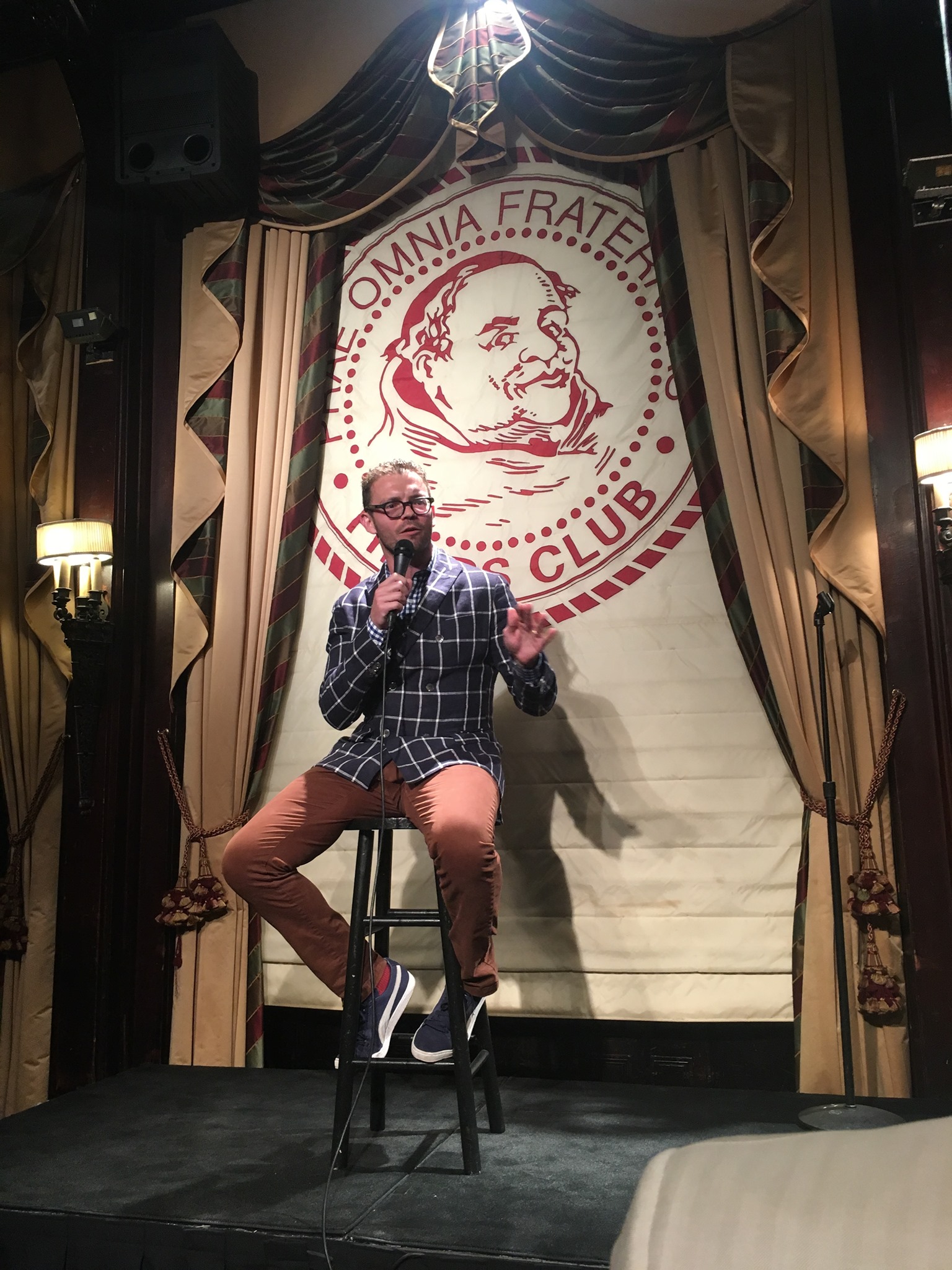 Friars Club Comedy Night Tickets | New York | TodayTix