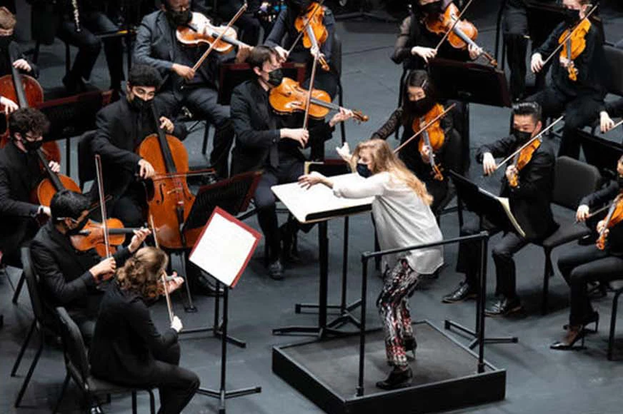 Barbara Hannigan Conducts the Juilliard Orchestra: What to expect - 1