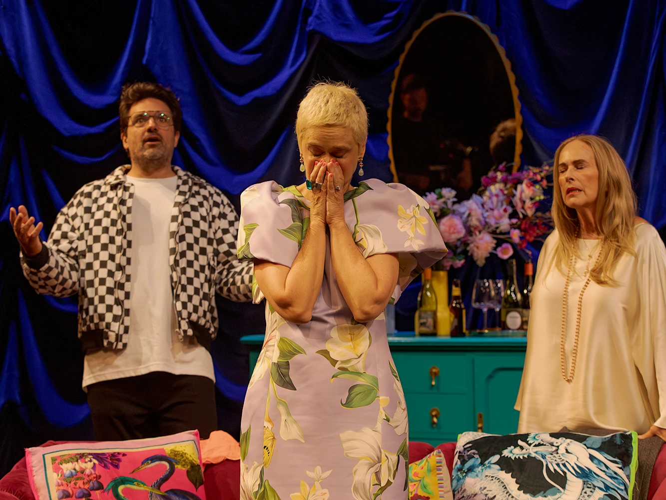 THE SOCIAL LADDER : What to expect - 3