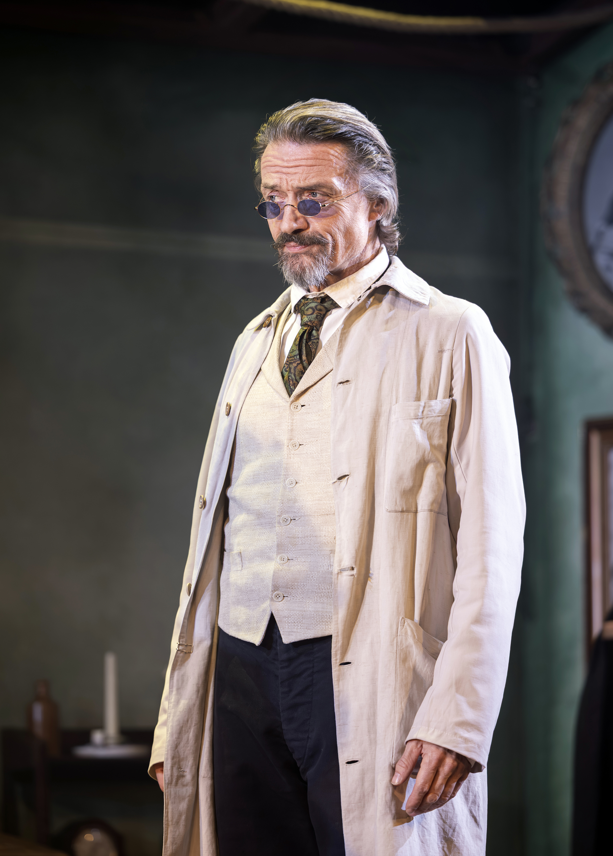 Mrs President: What to expect - 3