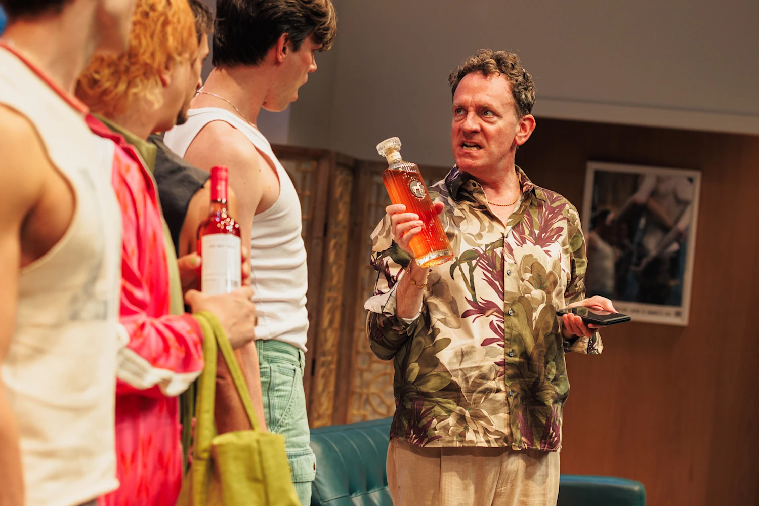 Messy White Gays: What to expect - 9