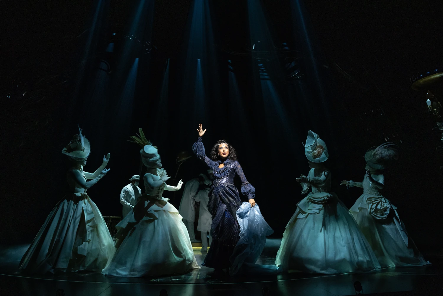 Bad Cinderella on Broadway: What to expect - 7