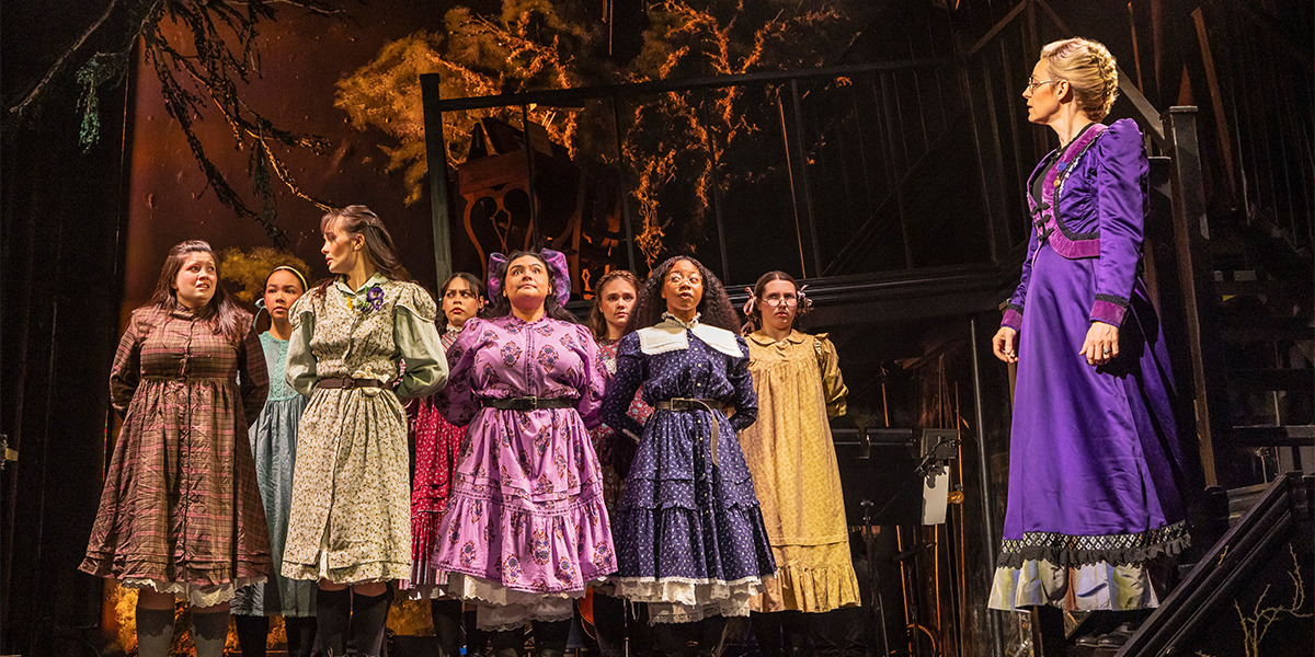 2 hanging rock-1200x600-NYTG