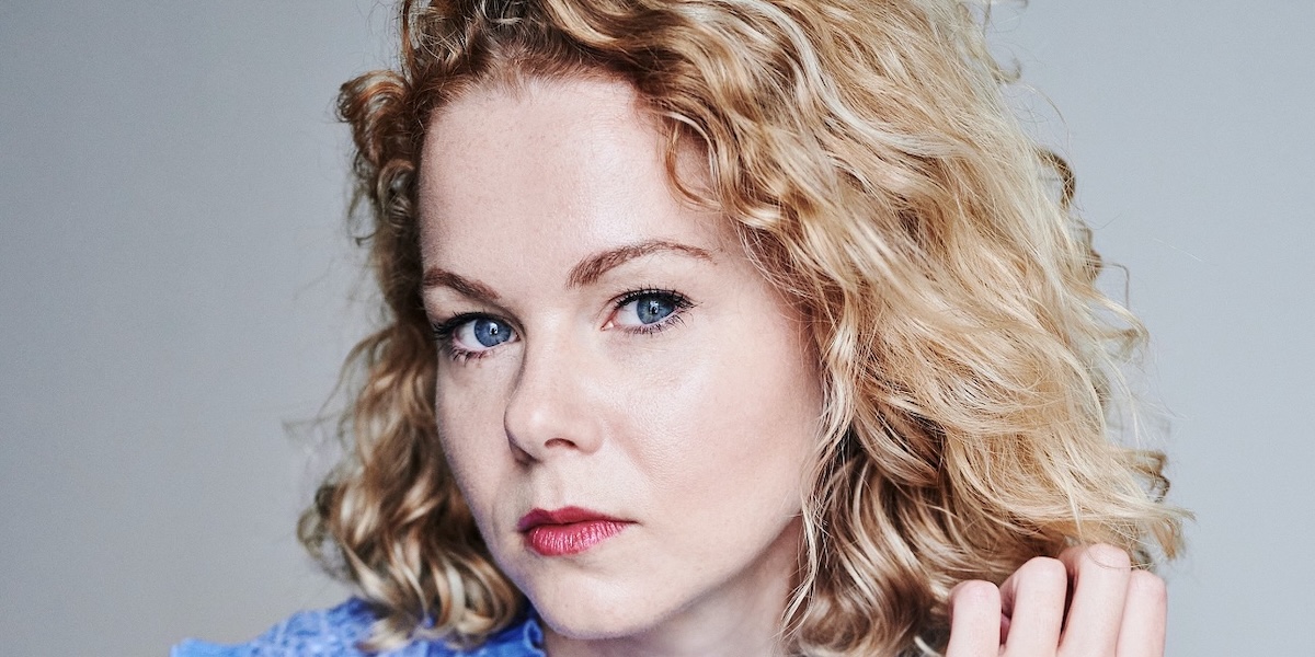 Amy Lennox - LT - 1200