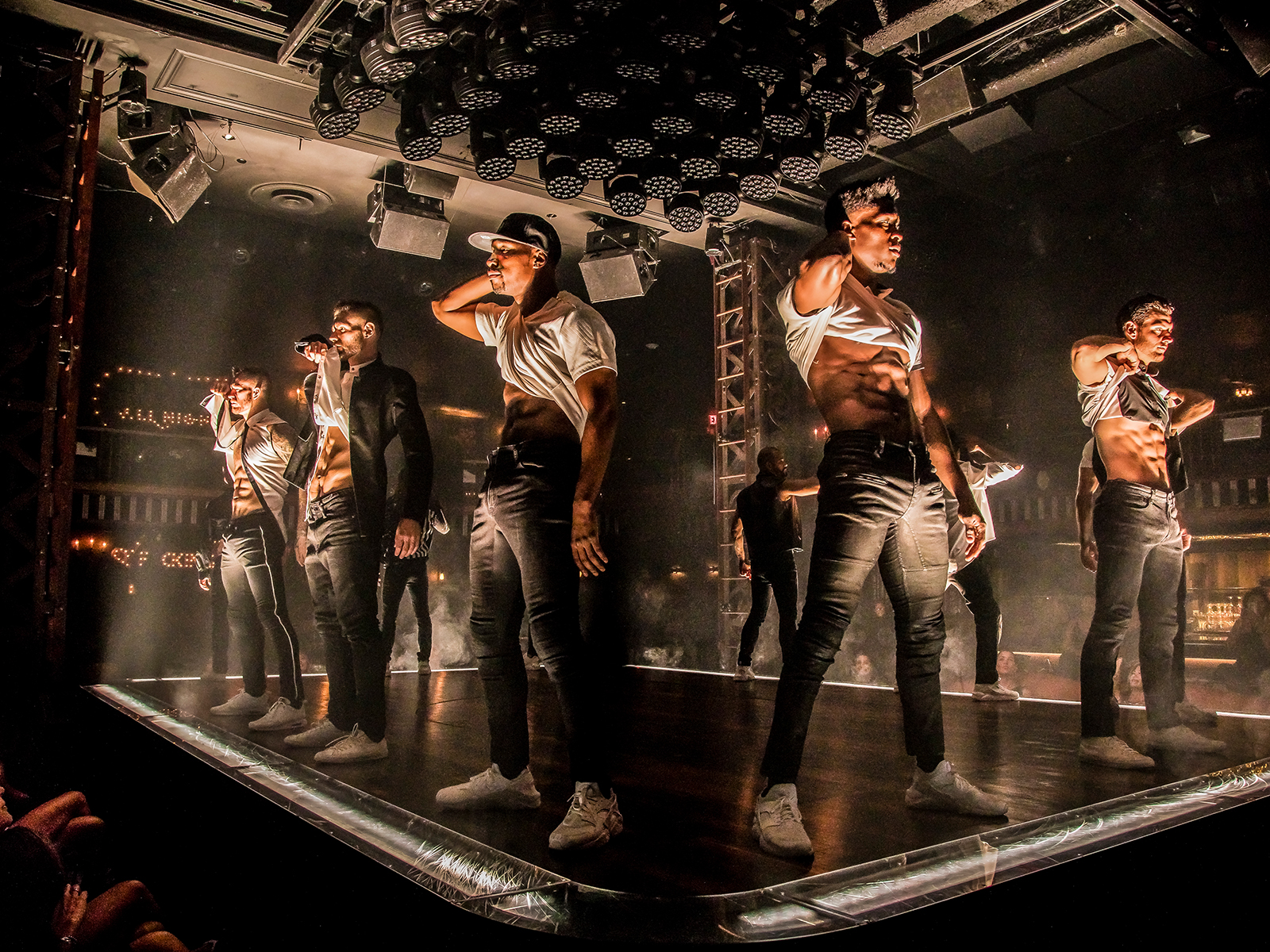 MAGIC MIKE LIVE New York City: What to expect - 3