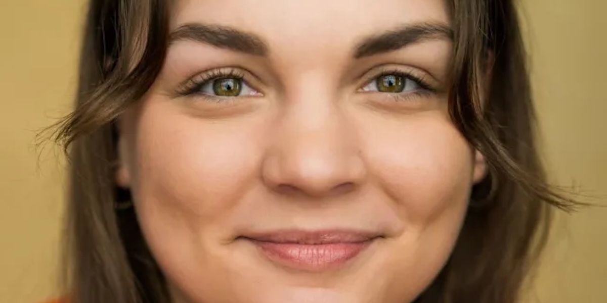 Sarah Pugh - LT - 1200