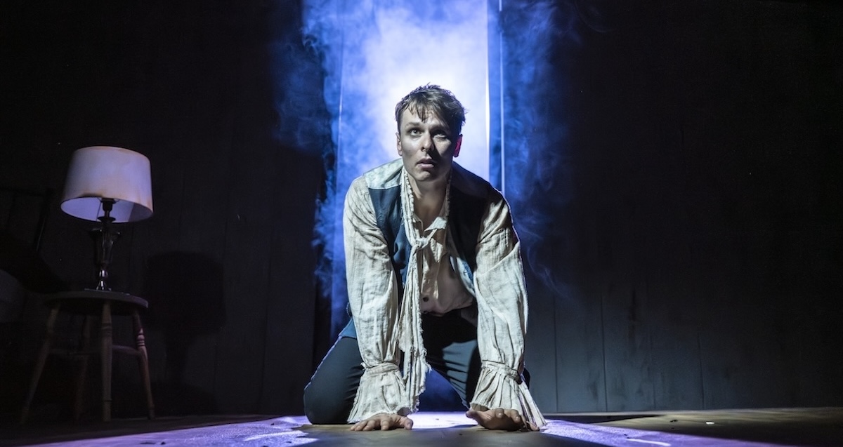 It Walks Around The House At Night - LT - 1200