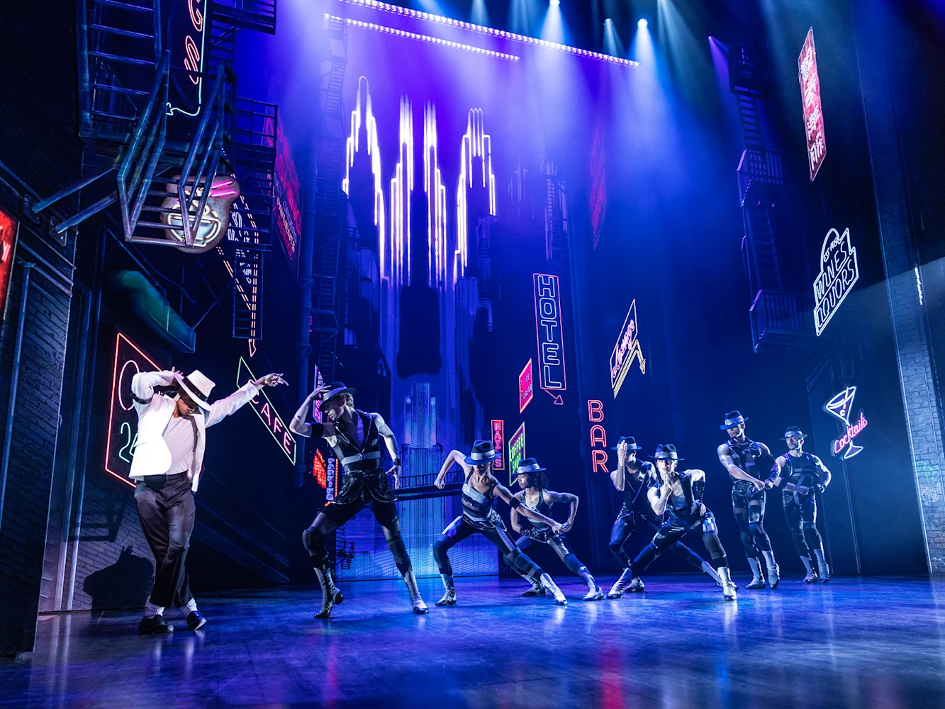 MJ The Musical: What to expect - 5