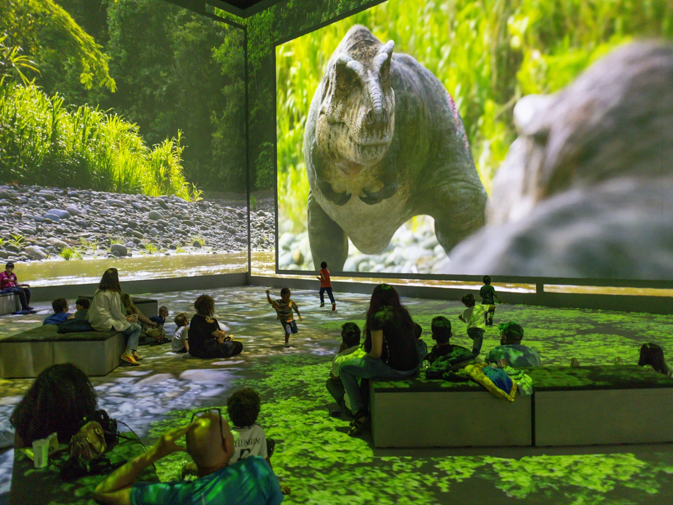 Prehistoric Planet: Discovering Dinosaurs: What to expect - 1
