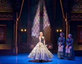 Frozen the Musical: What to expect - 4