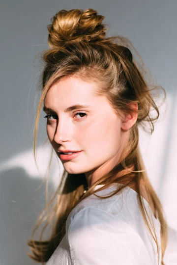 Annie Hamilton: Looking For Papa Tickets
