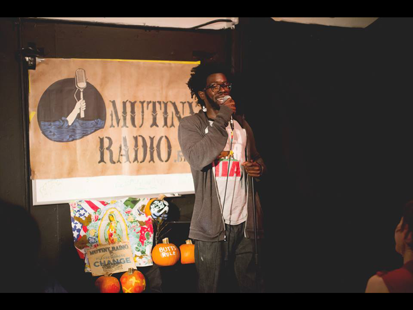 HellaFunny Sundays: Comedy and Arcade Games: What to expect - 1