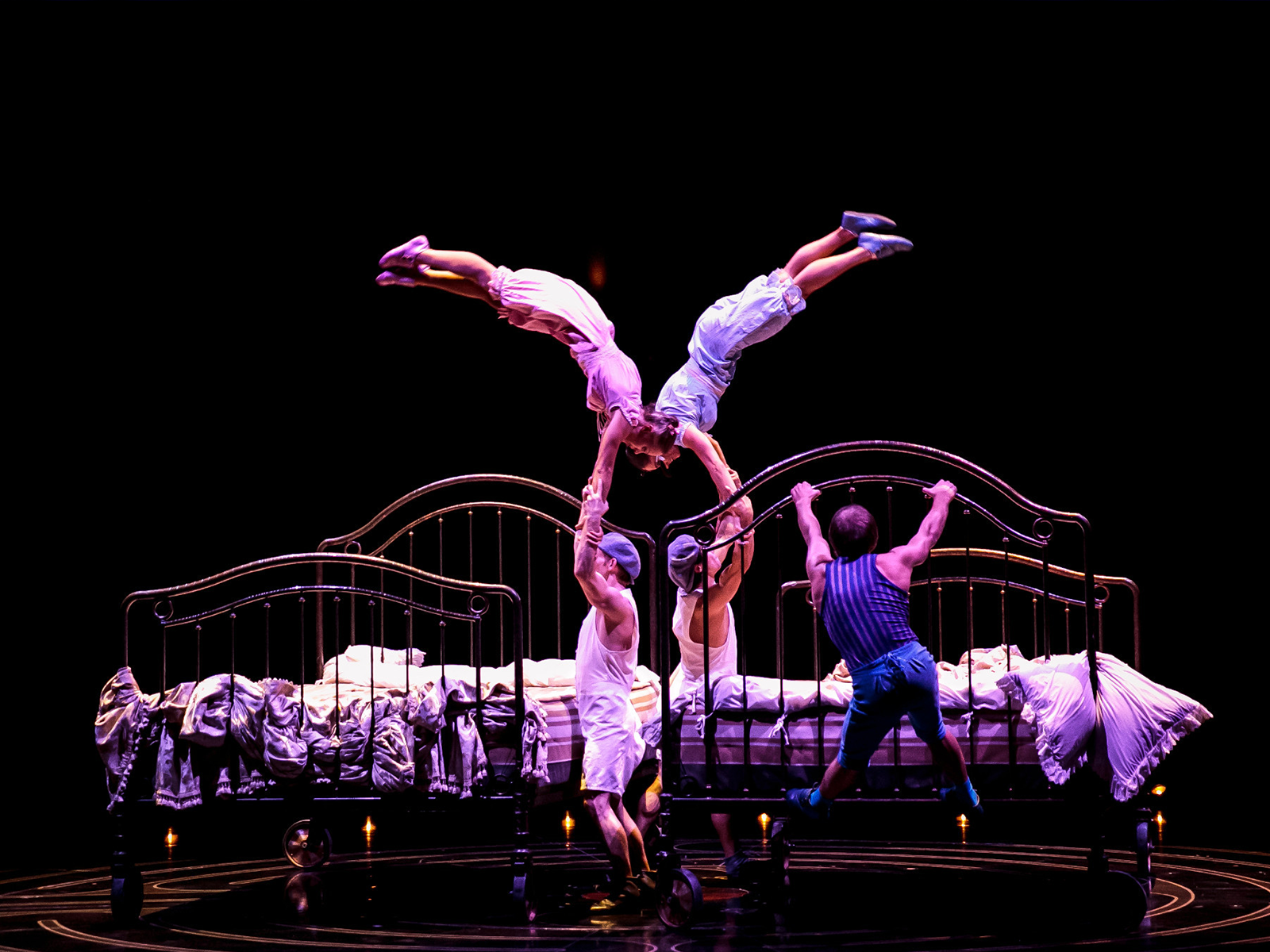 Cirque du Soleil - Corteo