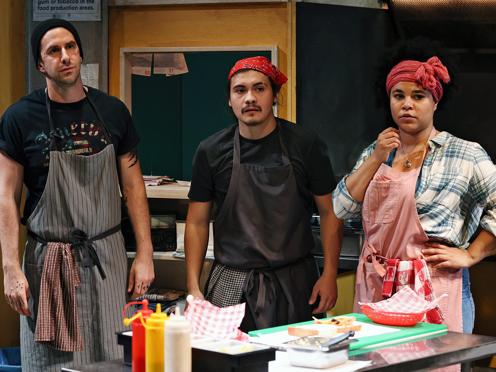 CLYDE'S: What to expect - 3