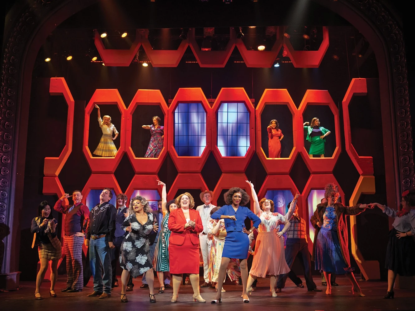9 to 5: The Musical: What to expect - 2