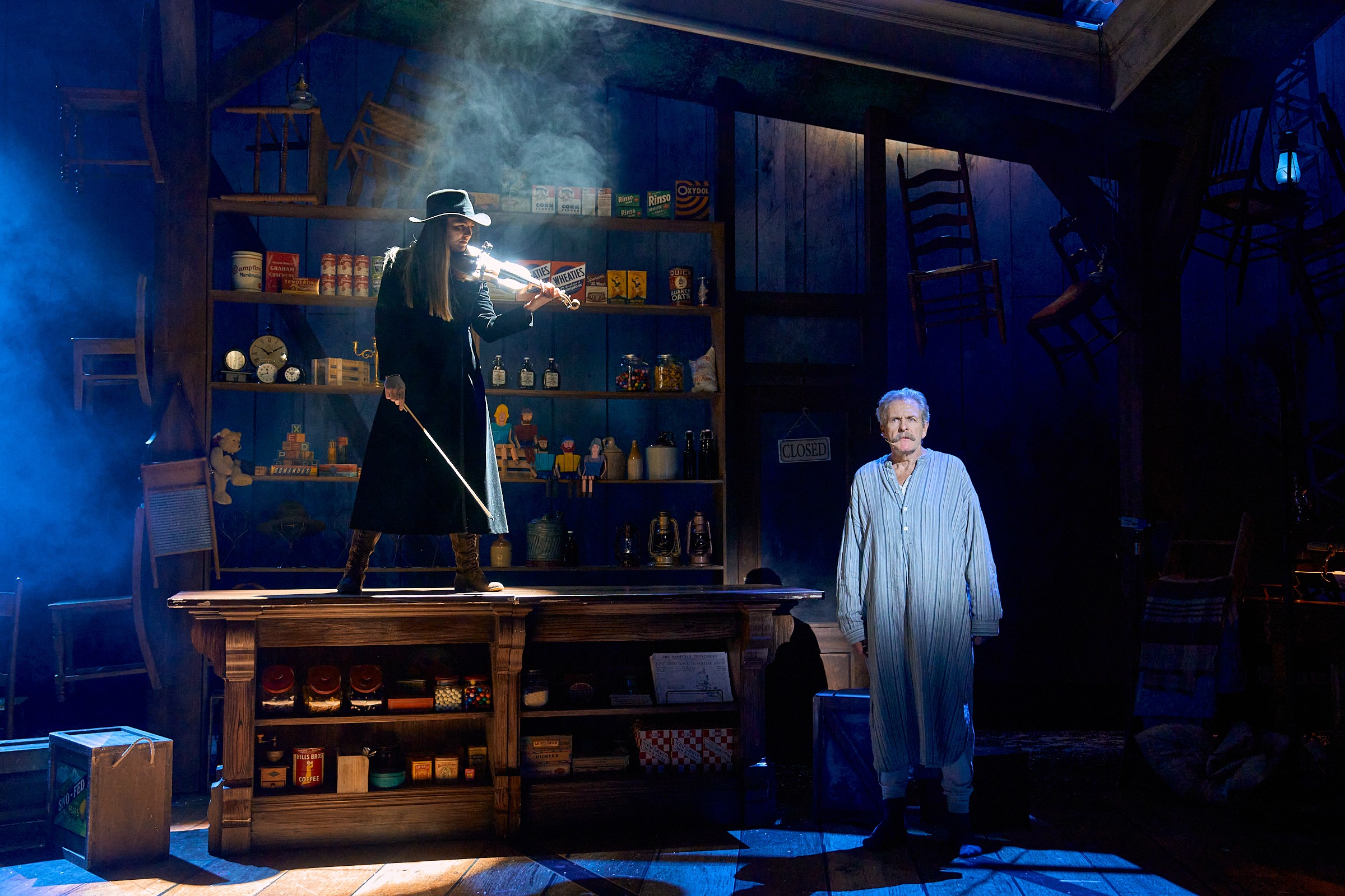 Dolly Parton's Smoky Mountain Christmas Carol: What to expect - 4
