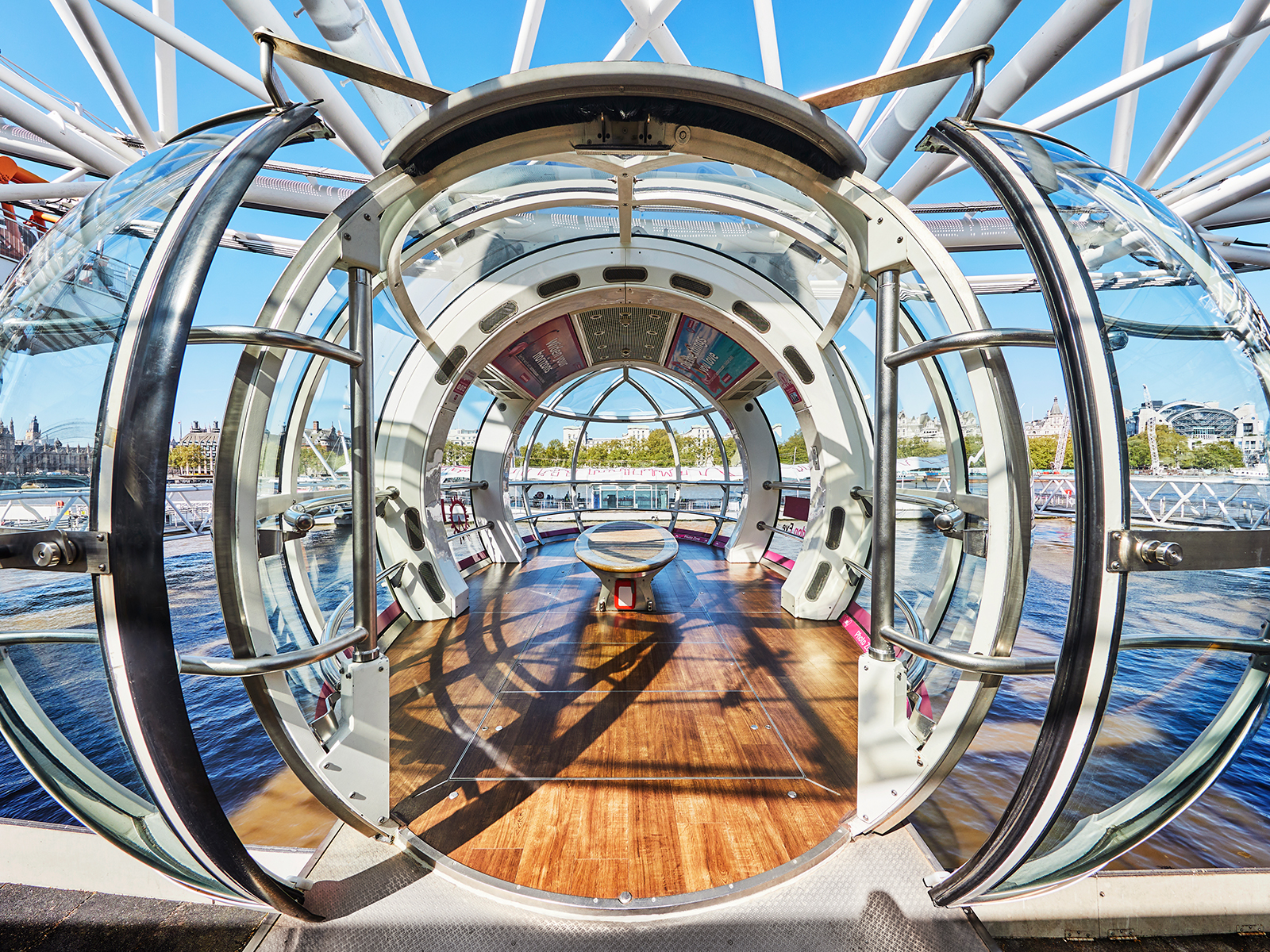 The lastminute.com London Eye Standard Experience: What to expect - 3