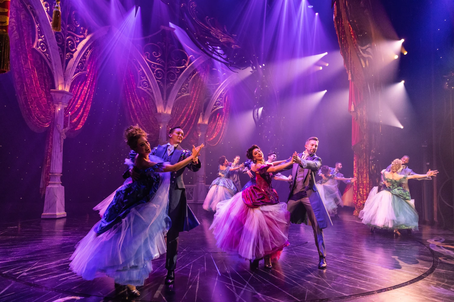 Bad Cinderella on Broadway: What to expect - 4