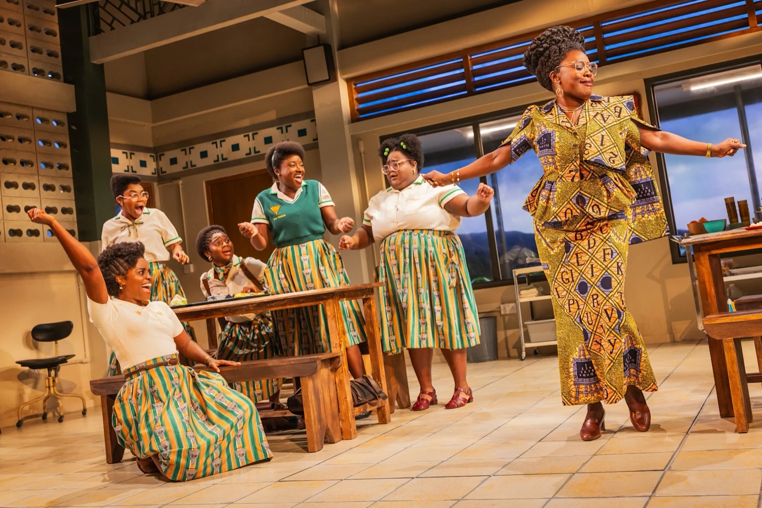School Girls; Or, The African Mean Girls Play: What to expect - 2