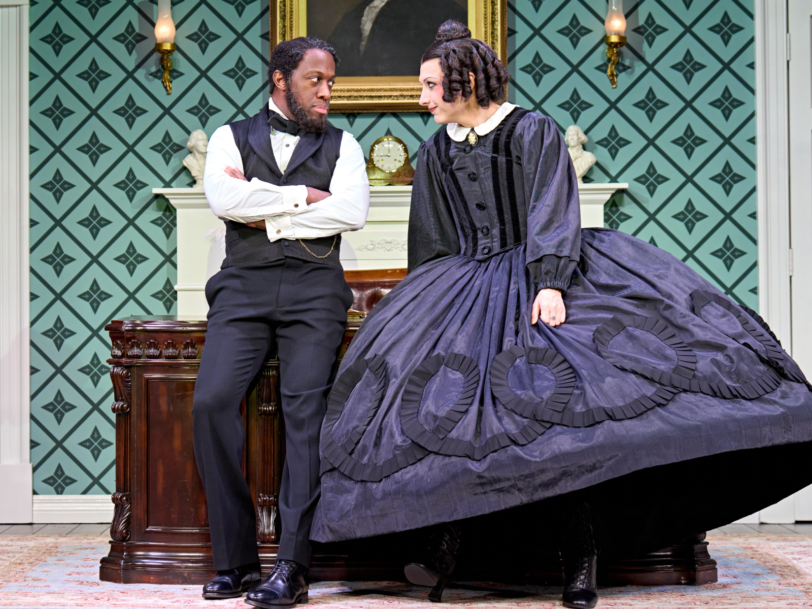 Oh, Mary!: What to expect - 4