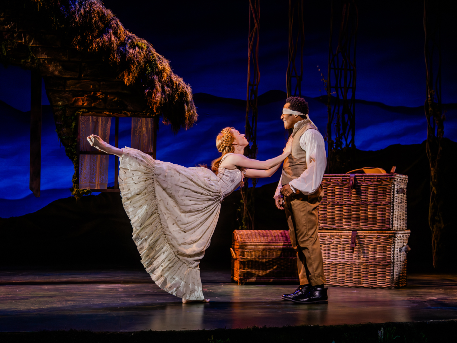 Brigadoon: What to expect - 4