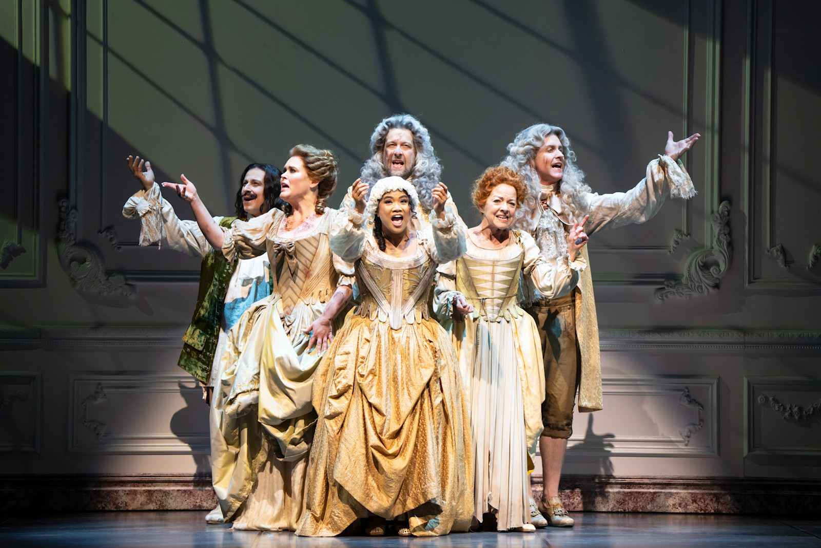 The Queen of Versailles: What to expect - 3