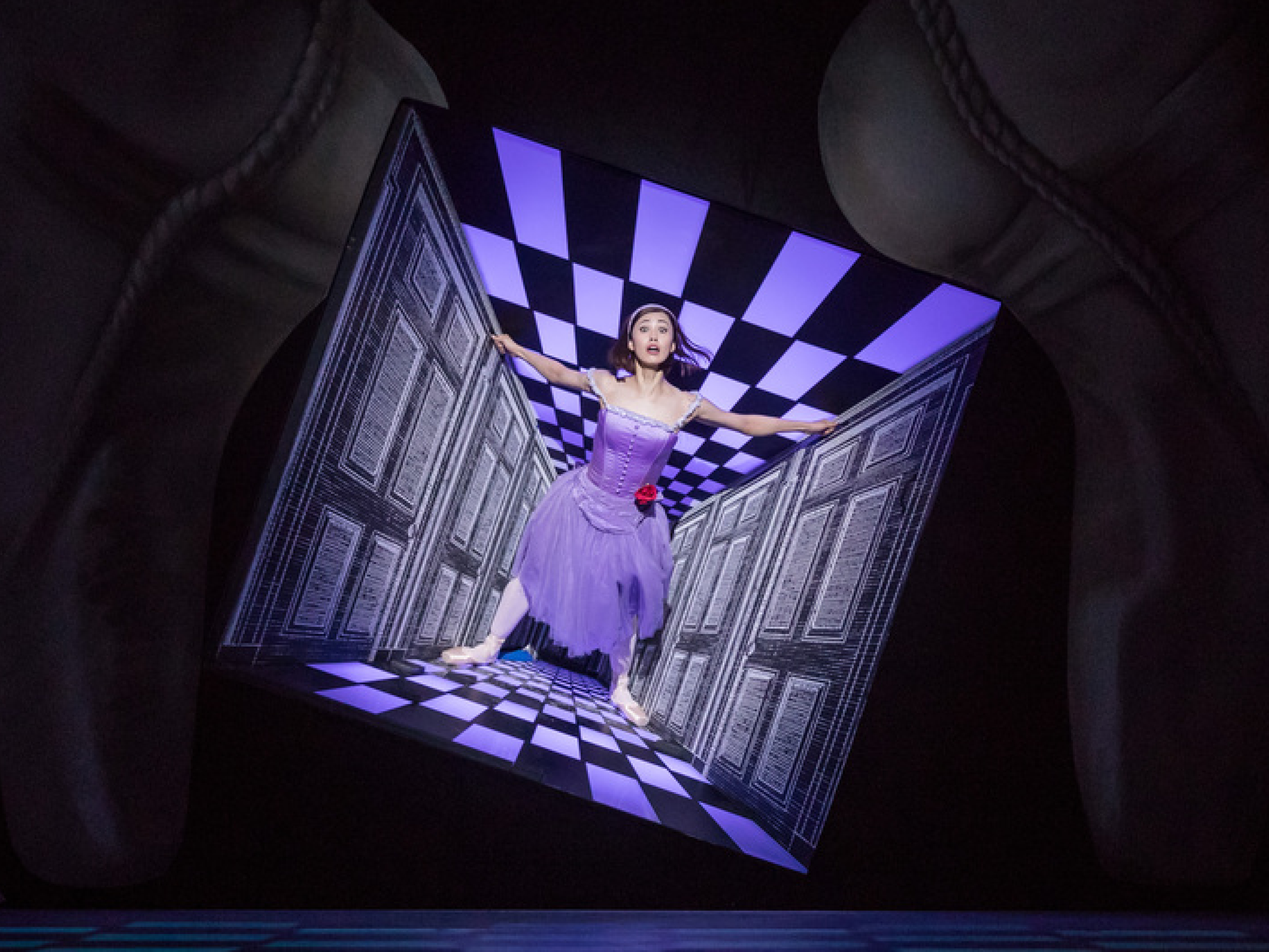 Alice's Adventures in Wonderland: What to expect - 1