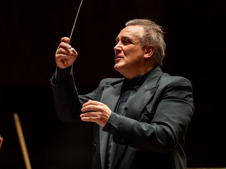 Jaime conducts Dvořák, Smetana & Coll: What to expect - 1