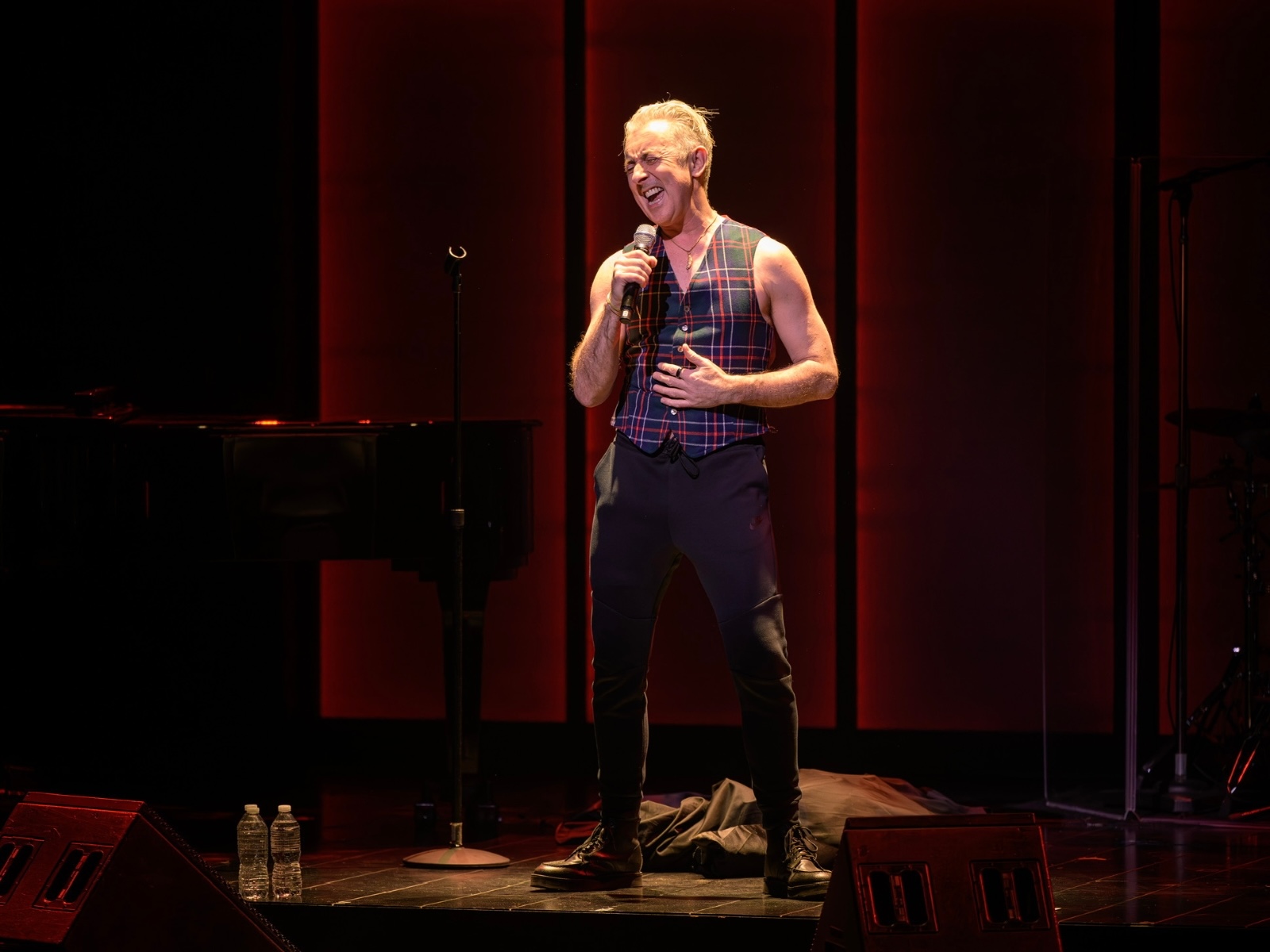 Alan Cumming Is Not Acting His Age on Broadway: What to expect - 1