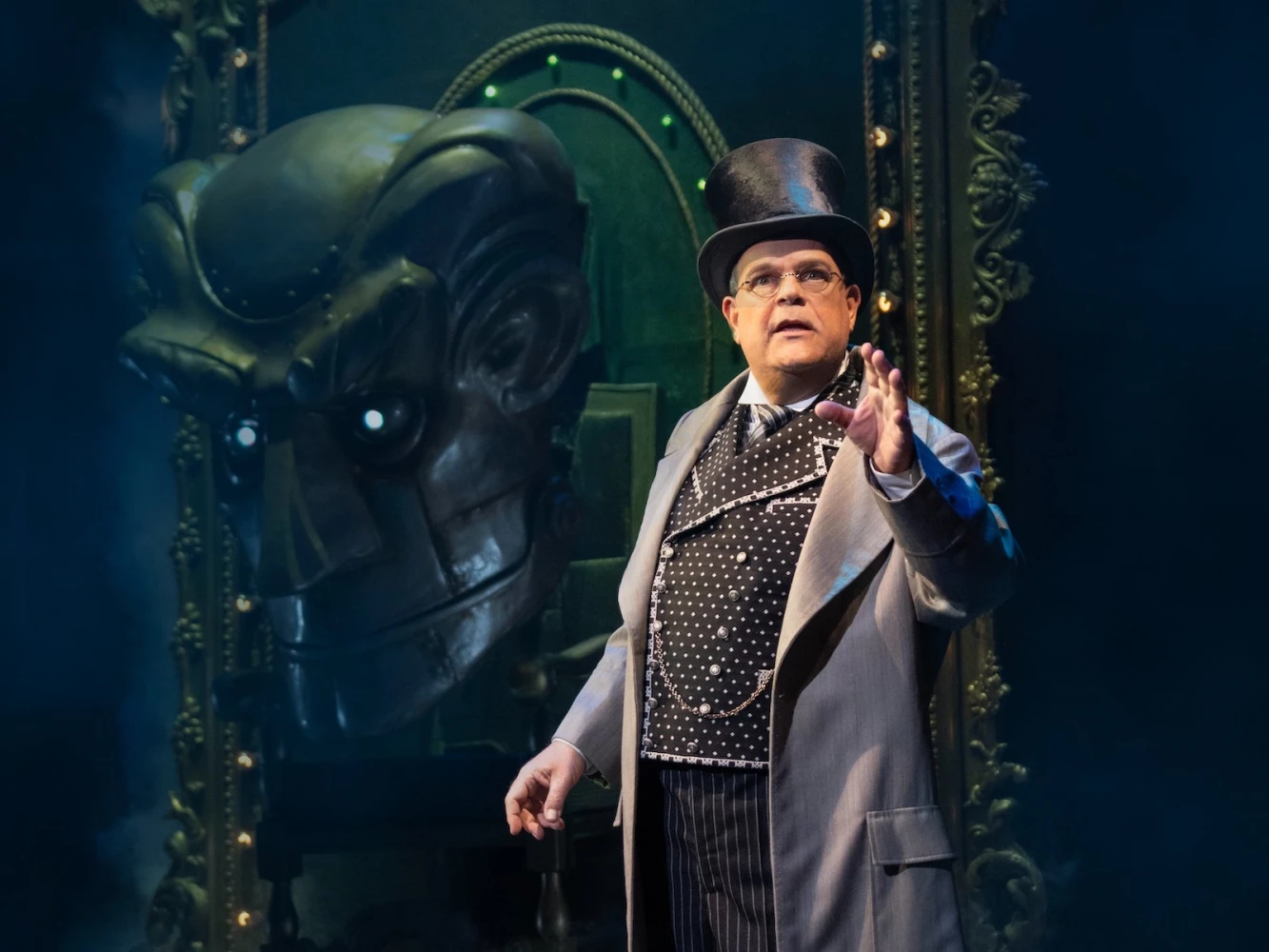 Wicked on Broadway: What to expect - 4
